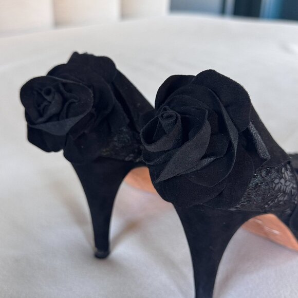 Rebeca Sanver Midnight Green Velvet + Lace Rosette Heels | EU40 | Elegant & Rare - Picture 4 of 6